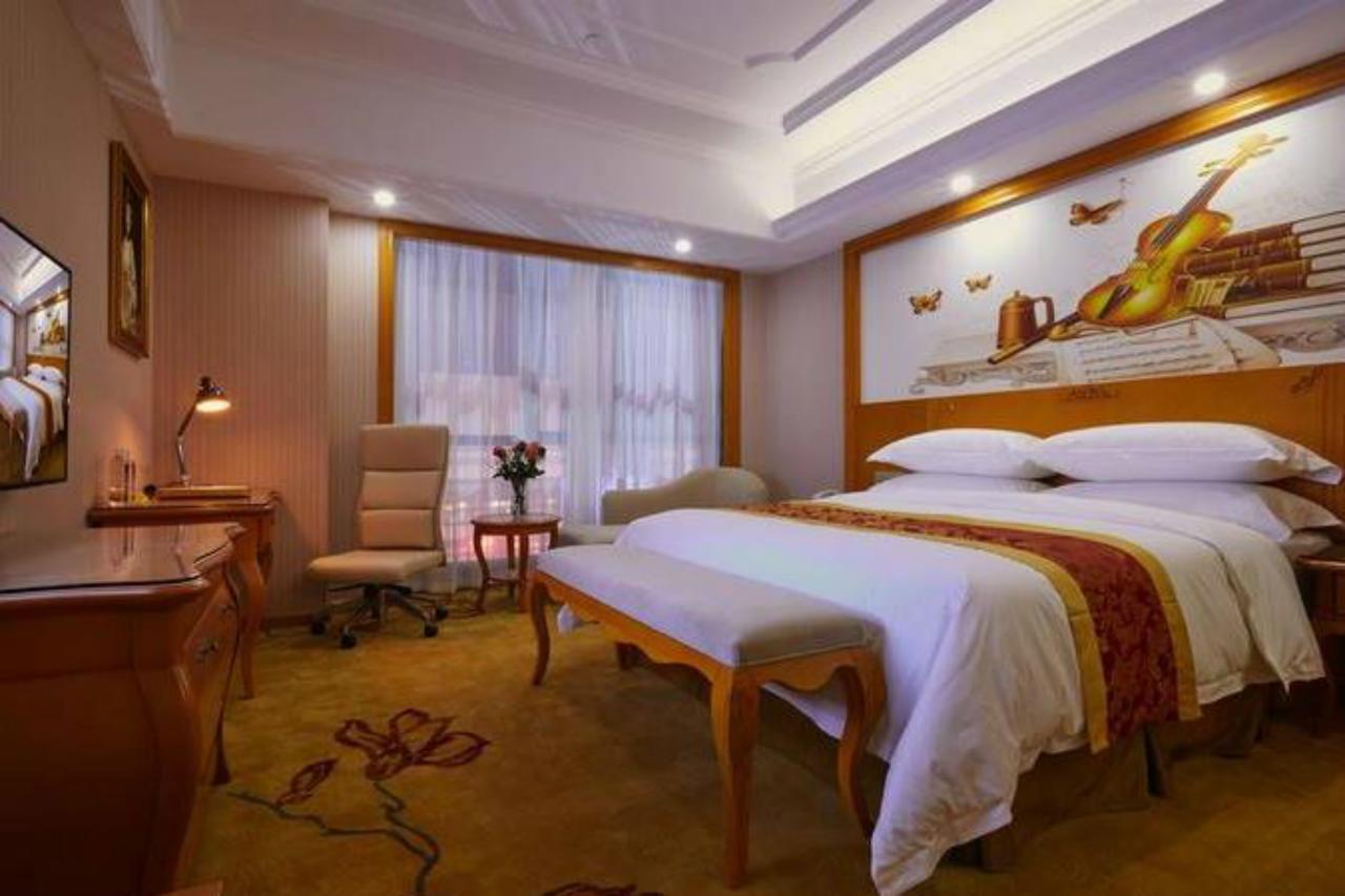 Venus International Hotel Shanghai South Shenjiang Road Экстерьер фото