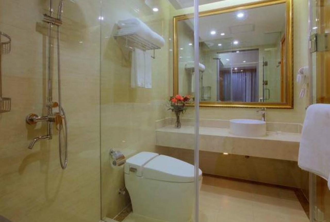 Venus International Hotel Shanghai South Shenjiang Road Экстерьер фото